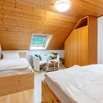 Affittacamere Hirschen Holl 3*