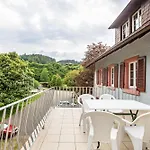 Hirschen Holl Affittacamere 3*